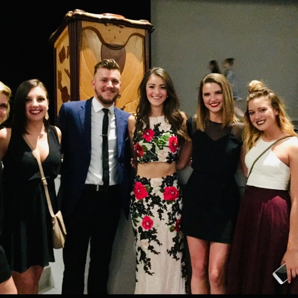 Prom Dress - Picture 4 of 7